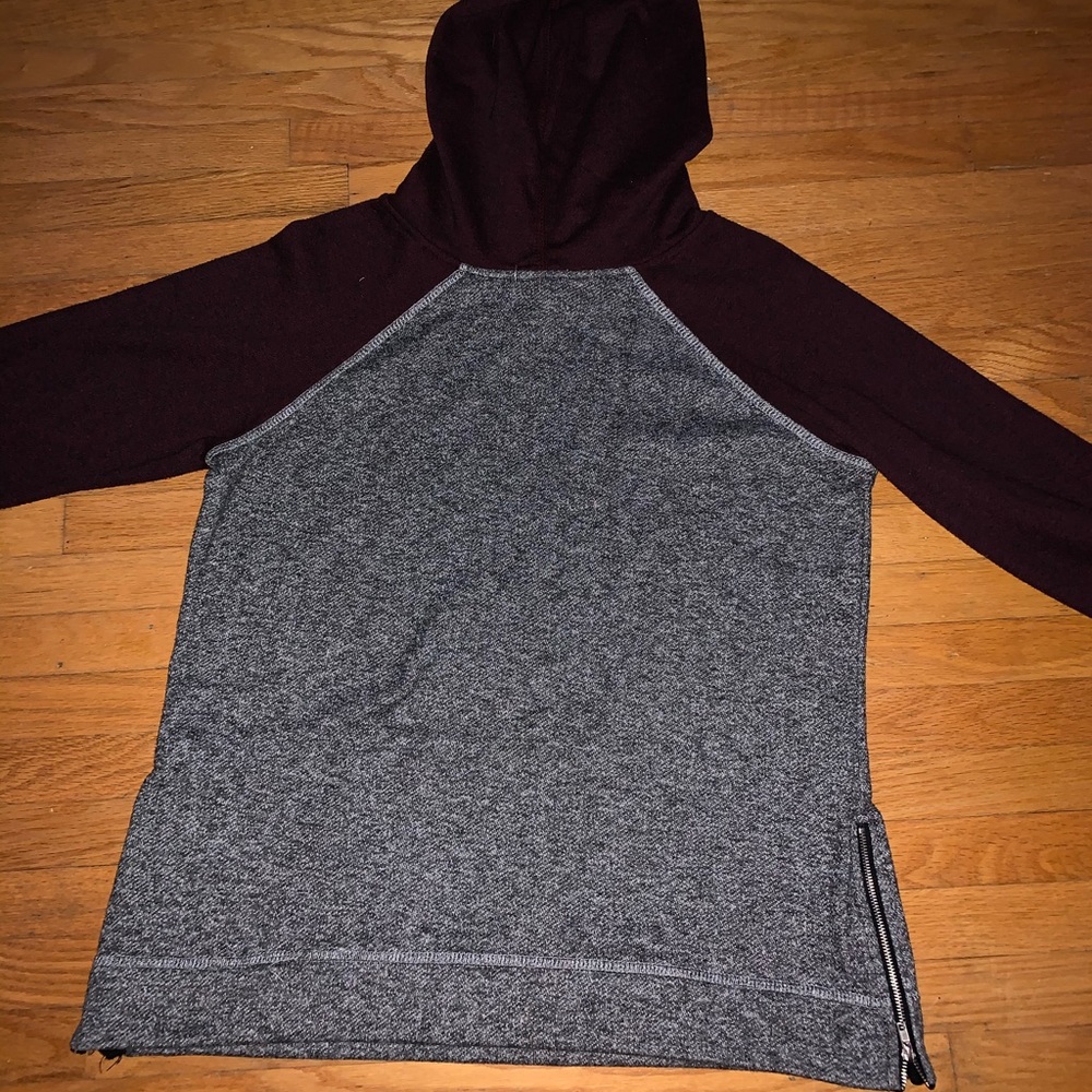 Sweater - Picture 2 of 4